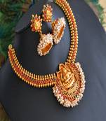 Royal Antique Kemp-green Lakshmi Pearl Cluster Necklace Set-dj07516