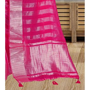 Pink woven organza saree with blouse 3