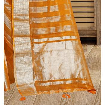 Mustard woven organza saree with blouse 3