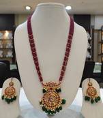 Multicolor diamond necklaces