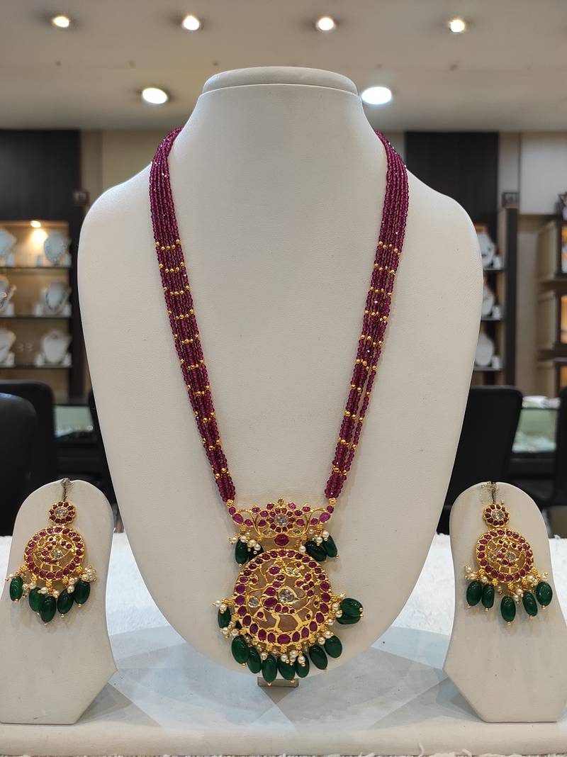 Multicolor diamond necklaces