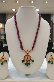 Multicolor diamond necklaces
