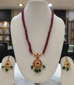 Multicolor diamond necklaces