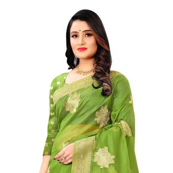 Green woven organza saree with blouse 2