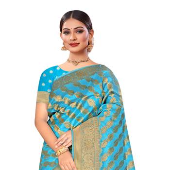 Blue woven organza saree with blouse 2