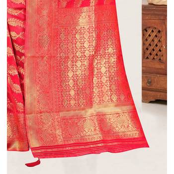 Rose woven organza saree with blouse 3