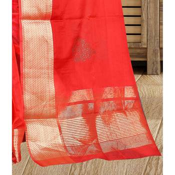 Dark red plain organza saree with blouse 3