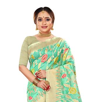 Light green woven organza saree with blouse 2