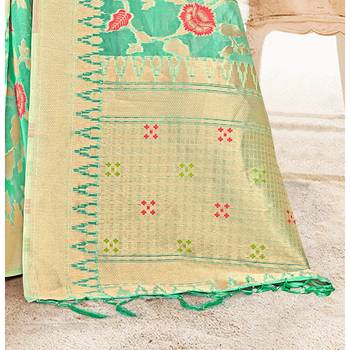 Light green woven organza saree with blouse 3