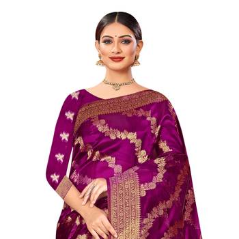 Magenta woven organza saree with blouse 2