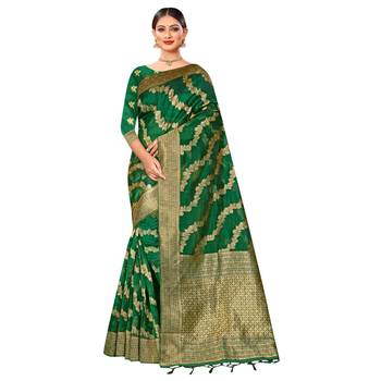 Green woven organza saree with blouse 1