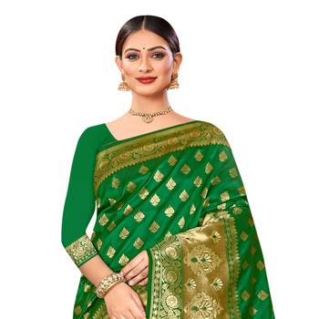 Green woven organza saree with blouse 2