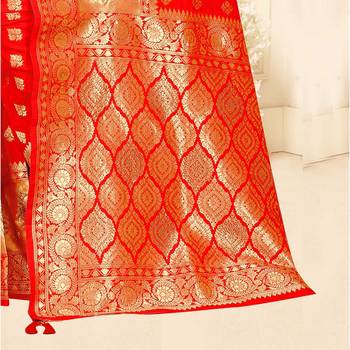 Red woven organza saree with blouse 3