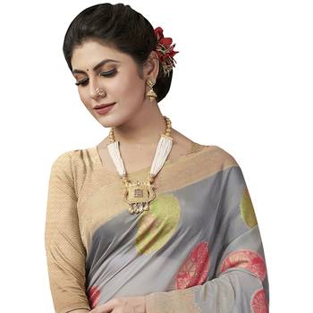 Grey woven organza saree with blouse 2