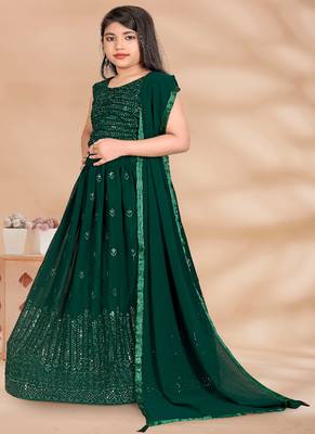 Dark Green Sequence Thread Work Pure Georgette Lehenga Choli With Tessel 2