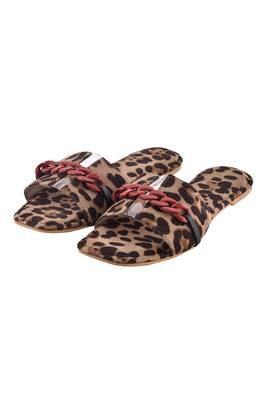 Leopard Print Flats With Red Chain 5