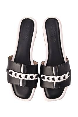 Black Flats With White Chain 3