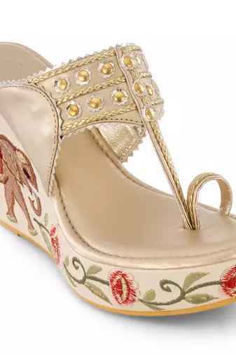 Mulitcolour Embroidered Royal Kolhapuri Wedges