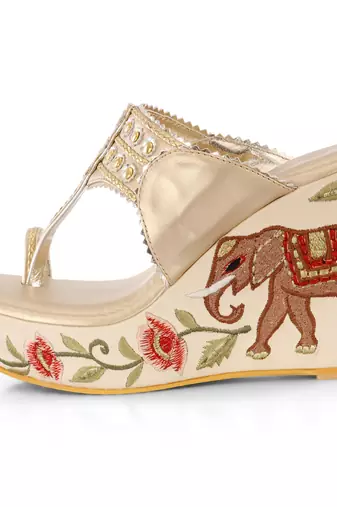Mulitcolour Embroidered Royal Kolhapuri Wedges