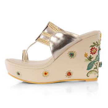 Birds Of Paradise Embellished Kolhapuri Wedges 5