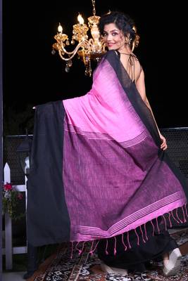 This is   Pink Cotton saree with ikkat design from Charukriti 3