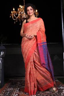 This is   Beige and Red Cotton textured design handwoven saree from Charukriti