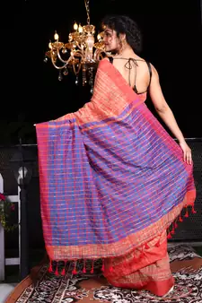This is   Beige and Red Cotton textured design handwoven saree from Charukriti