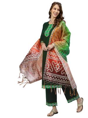 Bottle Green Digital Print Cotton Kurta Set 5