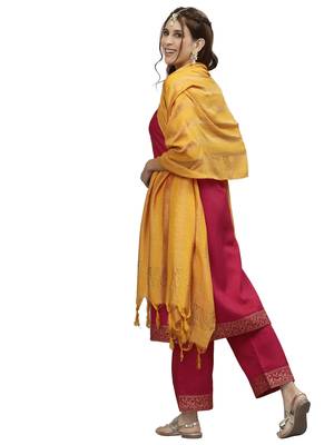 Cherry Pink Foil Print Silk Kurta Set 4