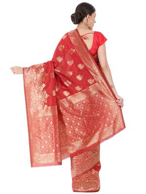 Red Woven Silk Blend Saree With Blouse 4
