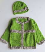 Woonie Handmade Full Sleeves Sweater With Floral Design Cap - Green