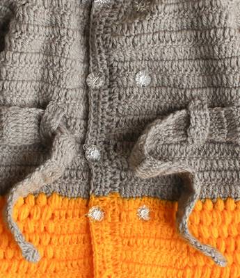 Woonie Full Sleeves Handmade Dual Shaded Hooded Sweater - Grey & Yellow 3