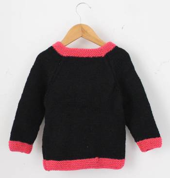 Woonie Full Sleeves Handmade Dual Shaded Sweater - Black & Dark Pink 2