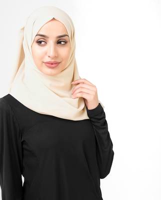 Grey plain georgette hijab 3