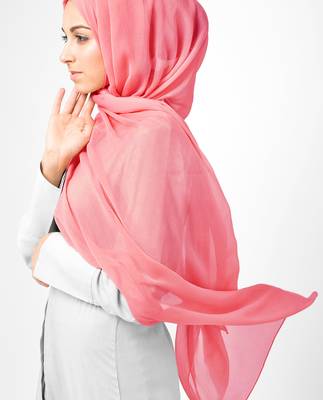 Pink plain chiffon hijab 2