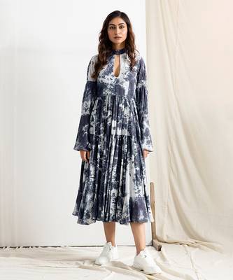 Black Silk Zuelia Dresses 1