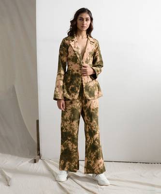 Green Linen Grace Dresses 1