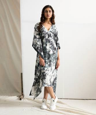 Black Crepe Flora Kaftan 1