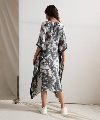 Black Crepe Flora Kaftan 2