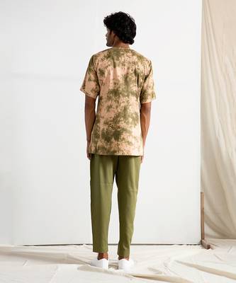 Beige And Green Vridescent Kurta Set 2