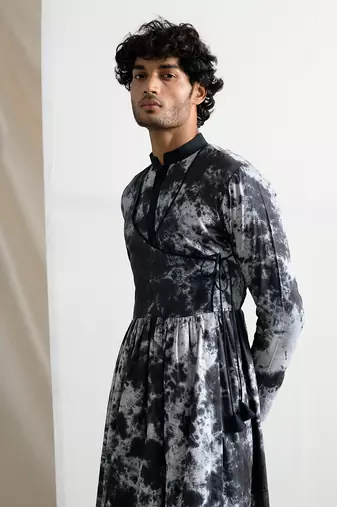 Black And Grey Miro Manarkali Set