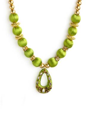 Green handmade-jewellery 3