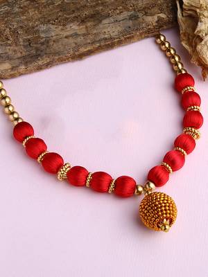 Red handmade-jewellery 1