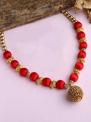 Red handmade-jewellery 1