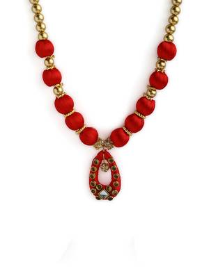 Red handmade-jewellery 3