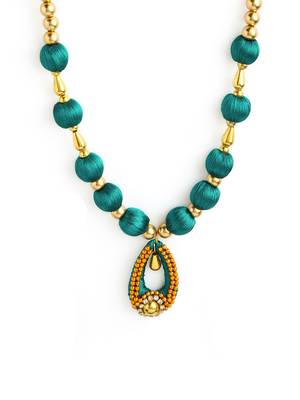 Green handmade-jewellery 3