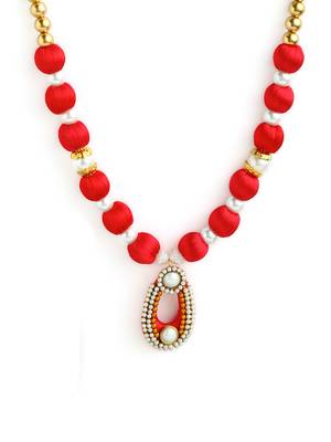 Red handmade-jewellery 3