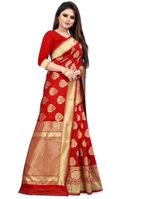 Red woven silk blend saree with blouse 4