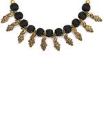 Black collar-necklace