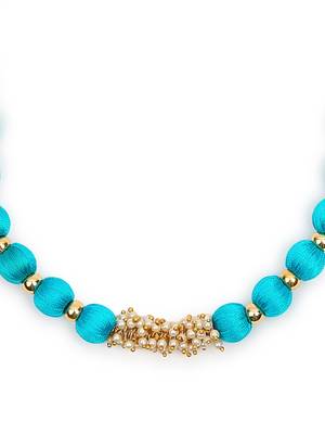 Blue collar-necklace 3